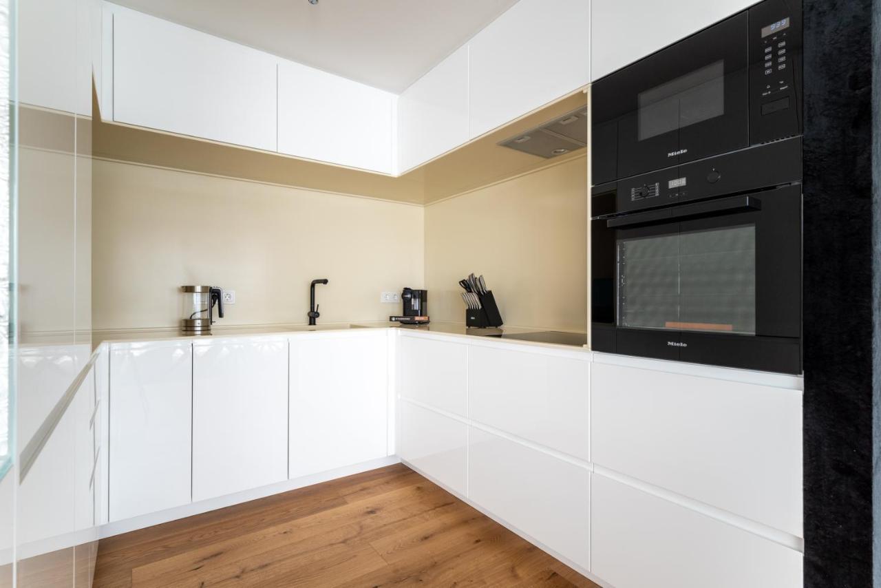 Exclusive 2Br Skyline Penthouse By Hm Apartment Wina Bagian luar foto