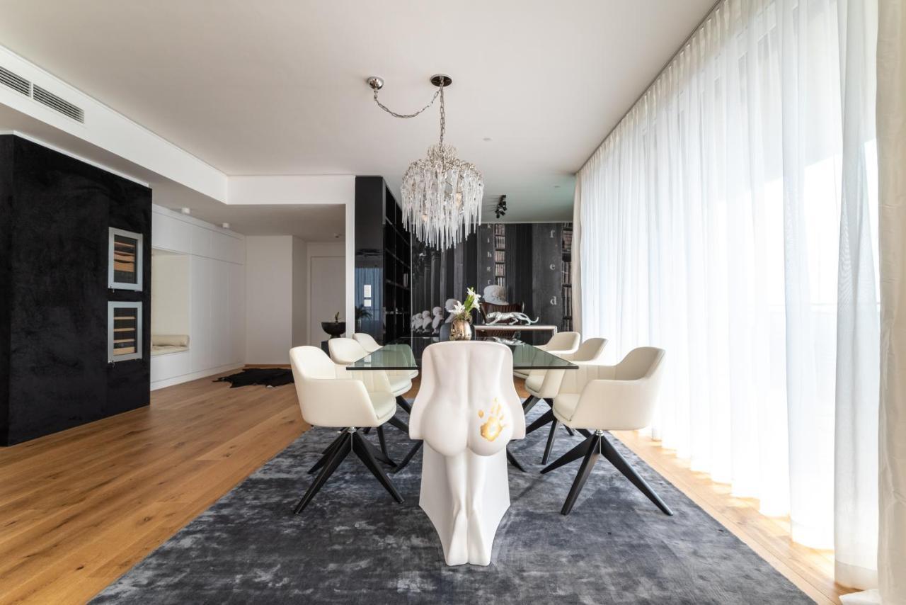Exclusive 2Br Skyline Penthouse By Hm Apartment Wina Bagian luar foto