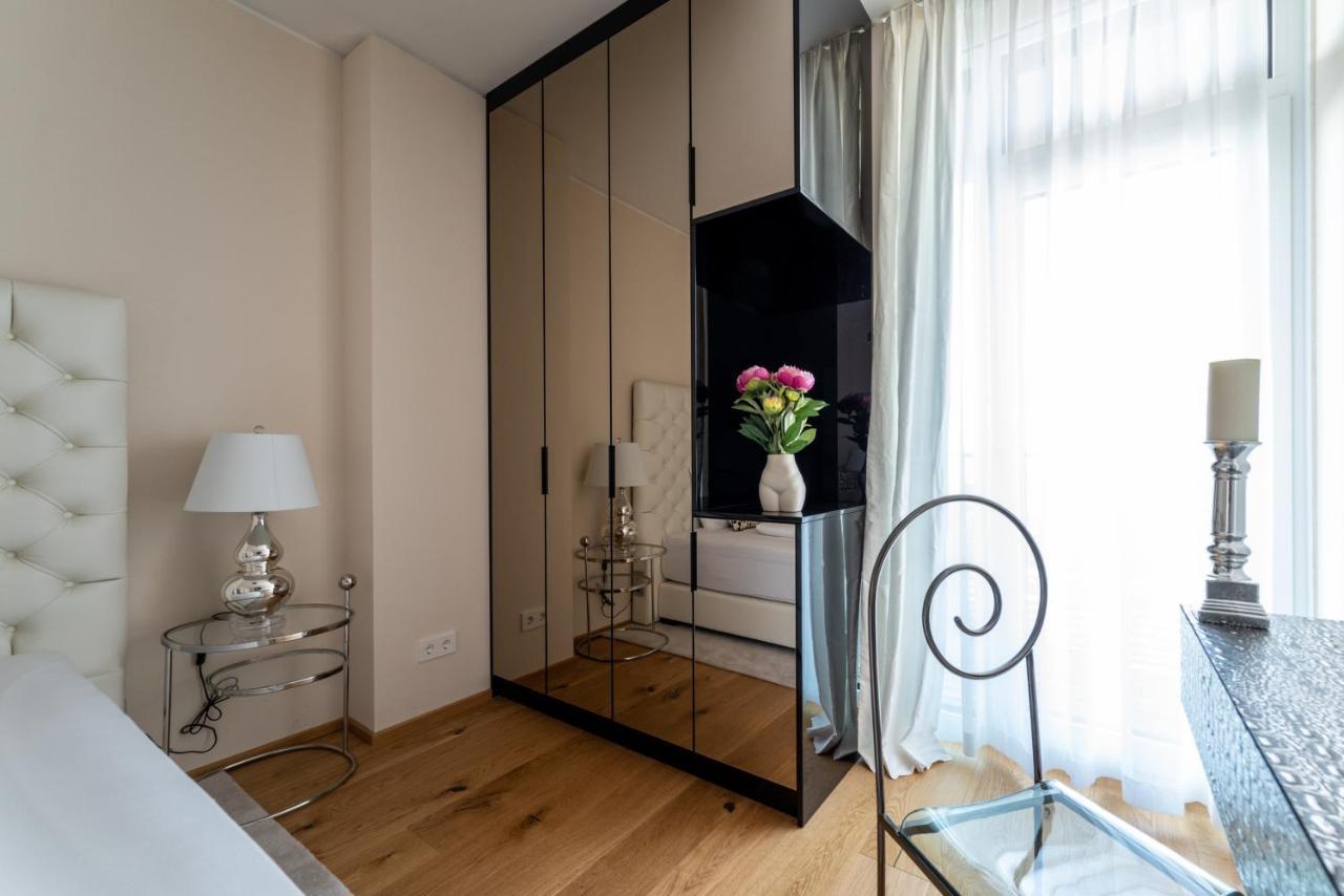 Exclusive 2Br Skyline Penthouse By Hm Apartment Wina Bagian luar foto