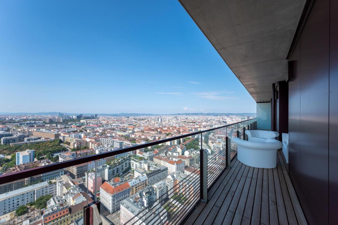 Exclusive 2Br Skyline Penthouse By Hm Apartment Wina Bagian luar foto